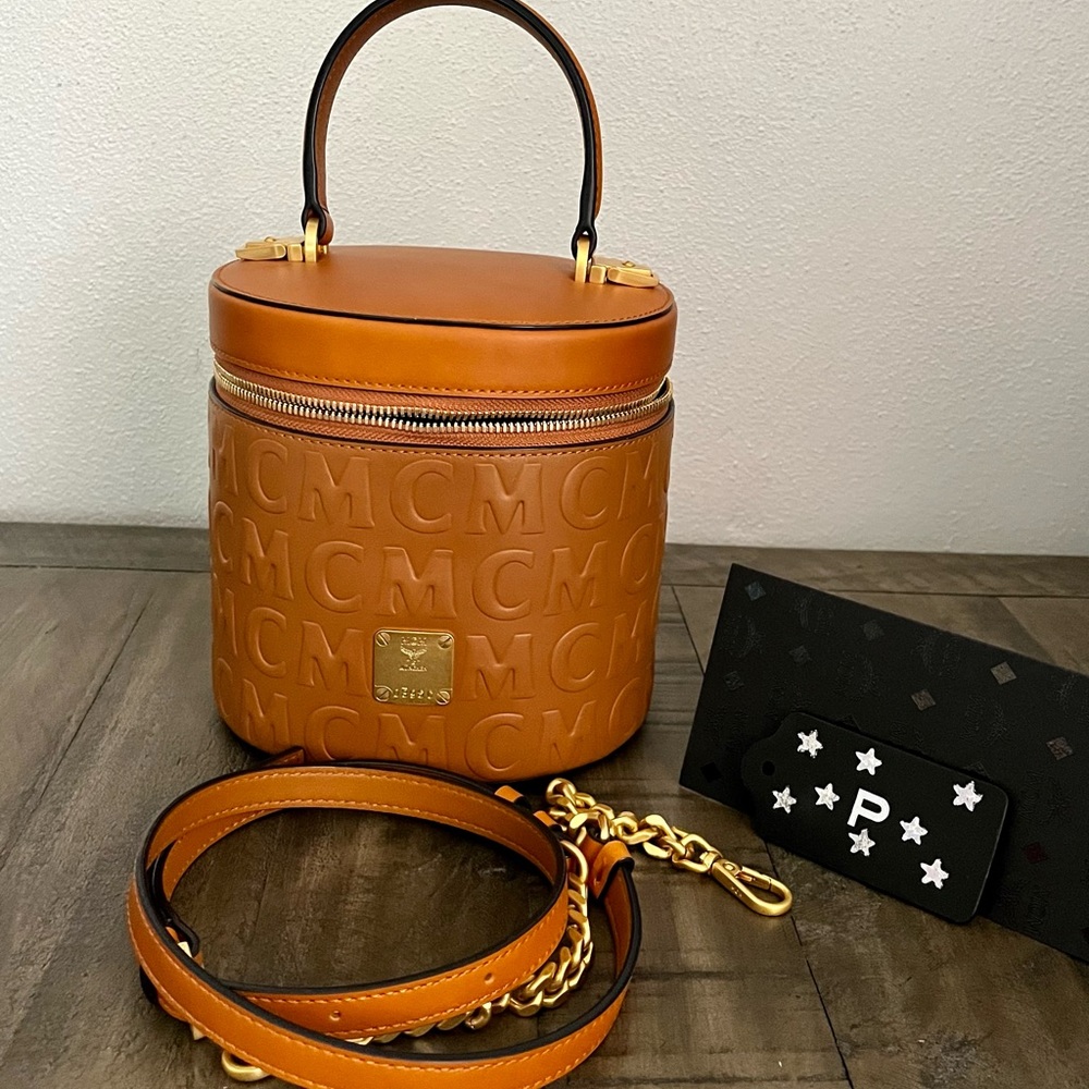 NWOT MCM Cylinder Bag NAPPA LEATHER